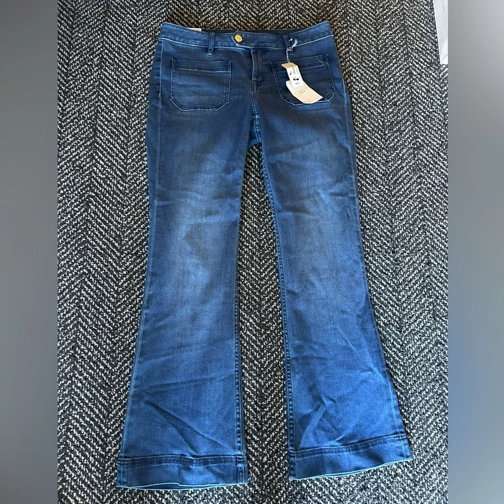 Tommy Bahama Tema Flare Jeans mid ocean wash 31x33 - Picture 8 of 17